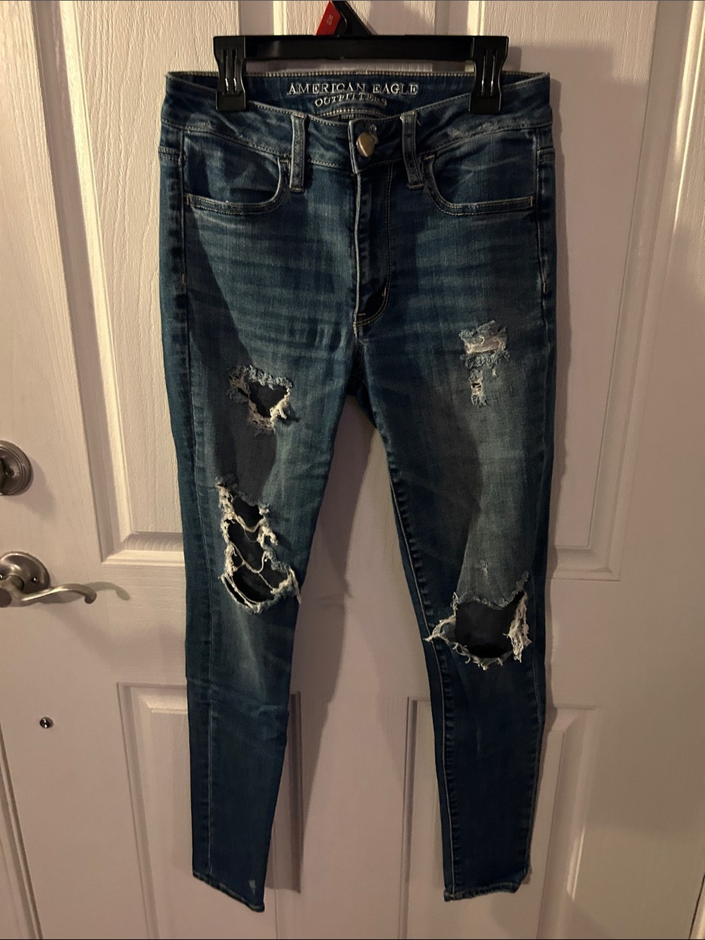 American Eagle Outfitters Distressed Skinny Jeans - Women's 2 Regular